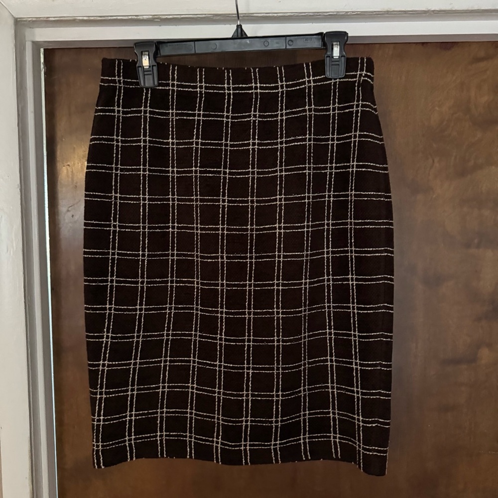 St. John Marie Gray Windowpane Skirt